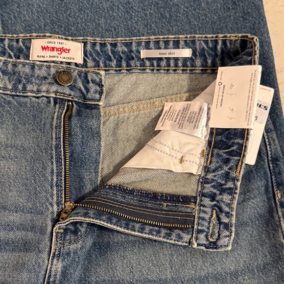 Wrangler Tall Front Slit Retro Blue Denim Long Maxi Skirt NWT - Picture 11 of 13